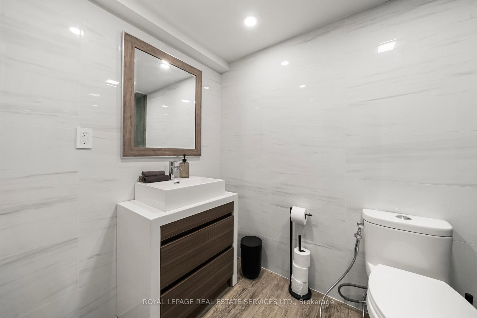296 Lennox Avenue • Richmond Hill, ON photo 36