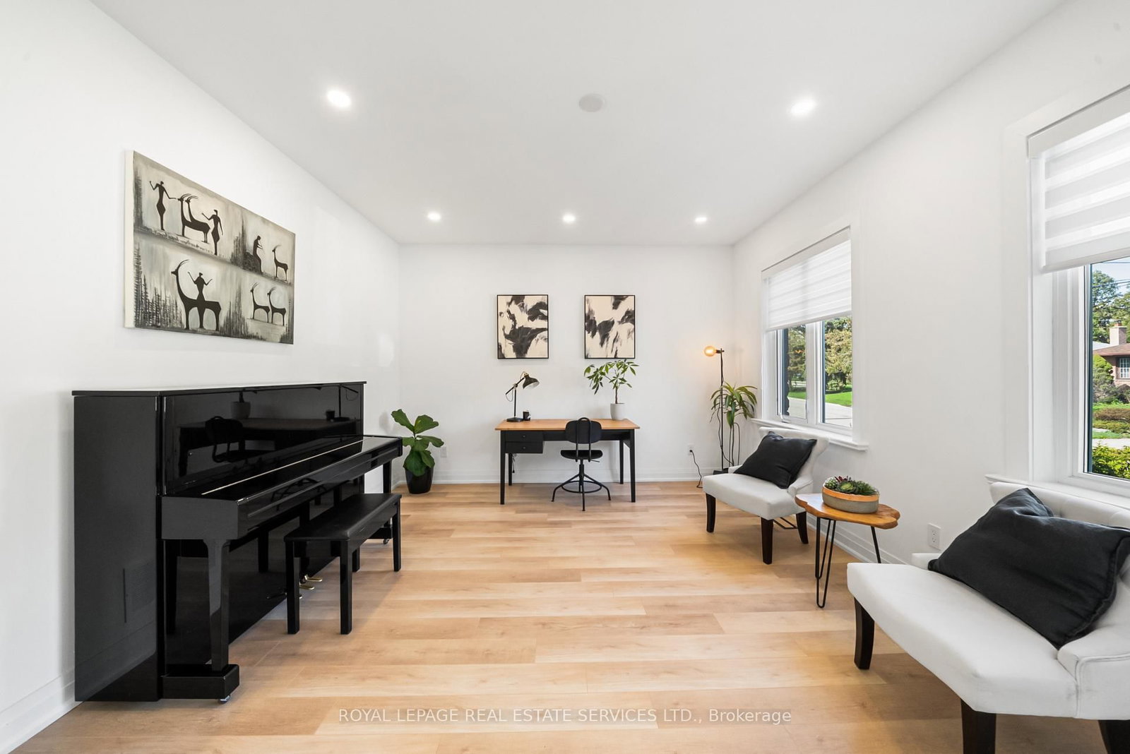 296 Lennox Avenue • Richmond Hill, ON photo 6