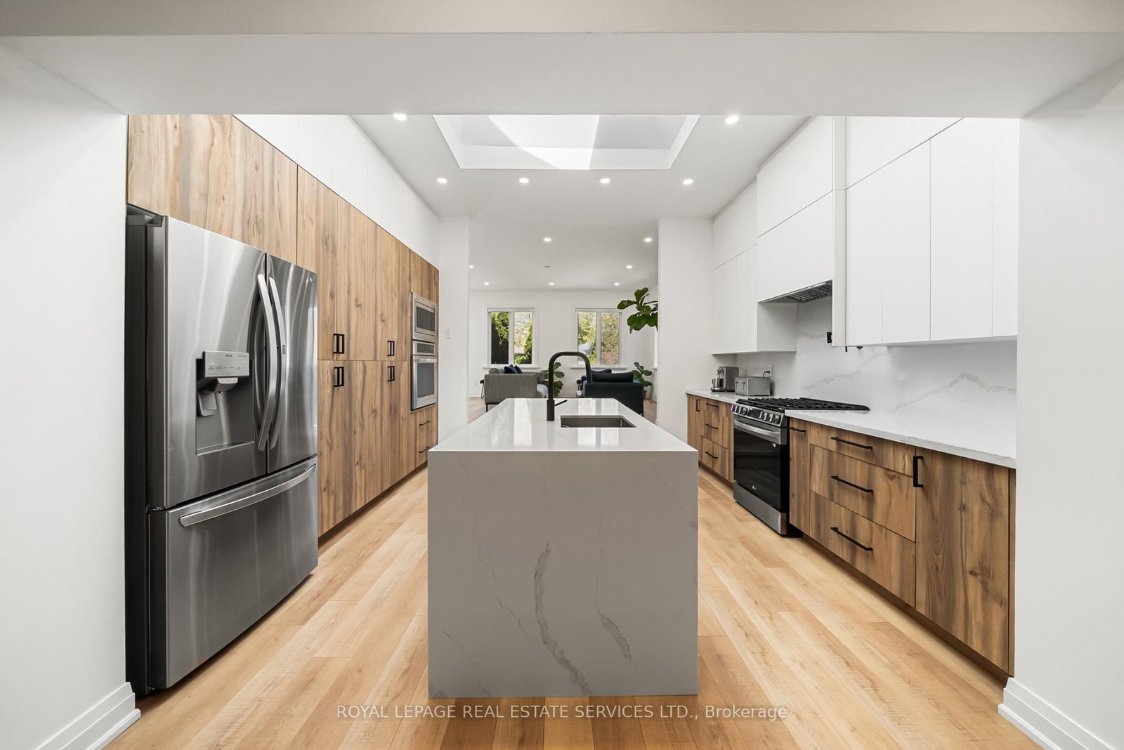 296 Lennox Avenue • Richmond Hill, ON photo 9