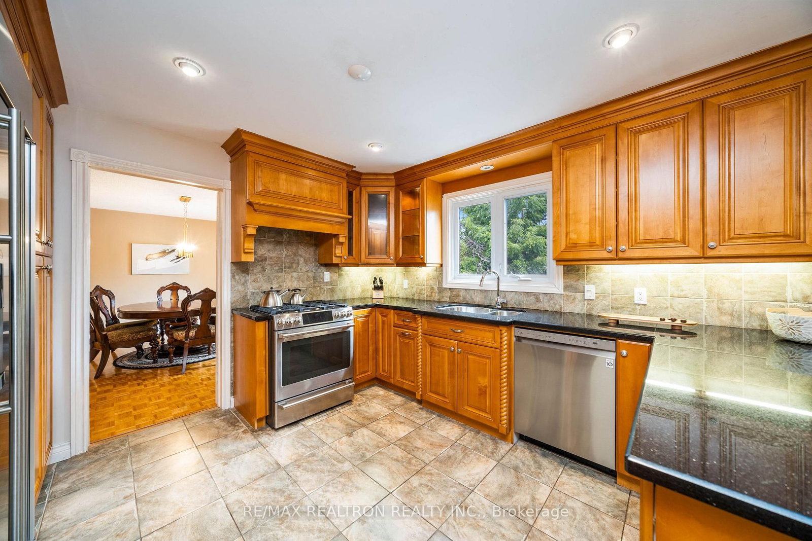 194 Glenada Court - Photo 21