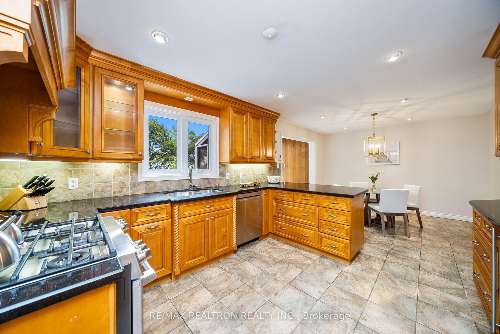 194 Glenada Court - Photo 22
