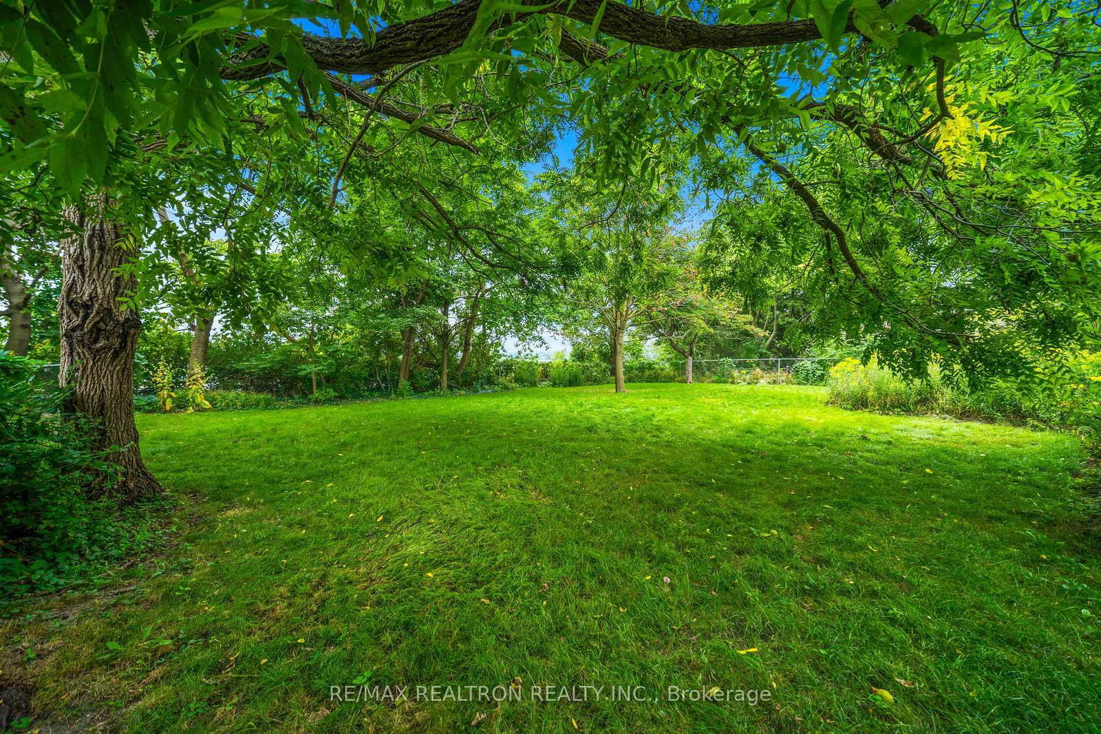 194 Glenada Court - Photo 49