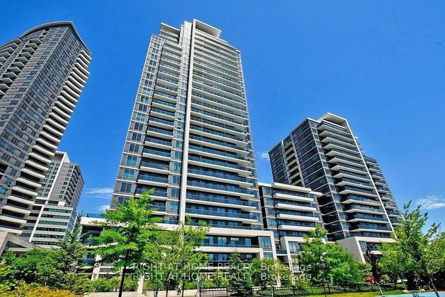 7165 Yonge Street