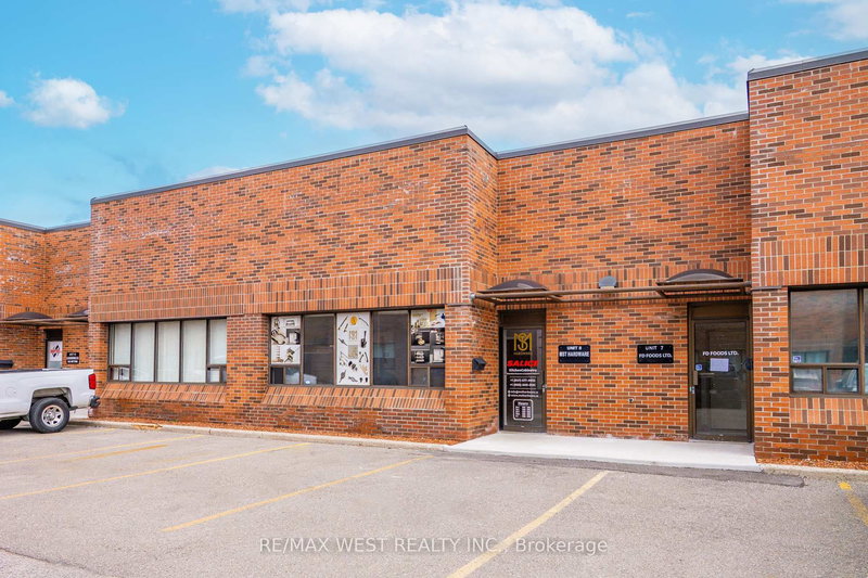 8 - 116 Viceroy Rd, Vaughan, L4K 2M1 | Image 2