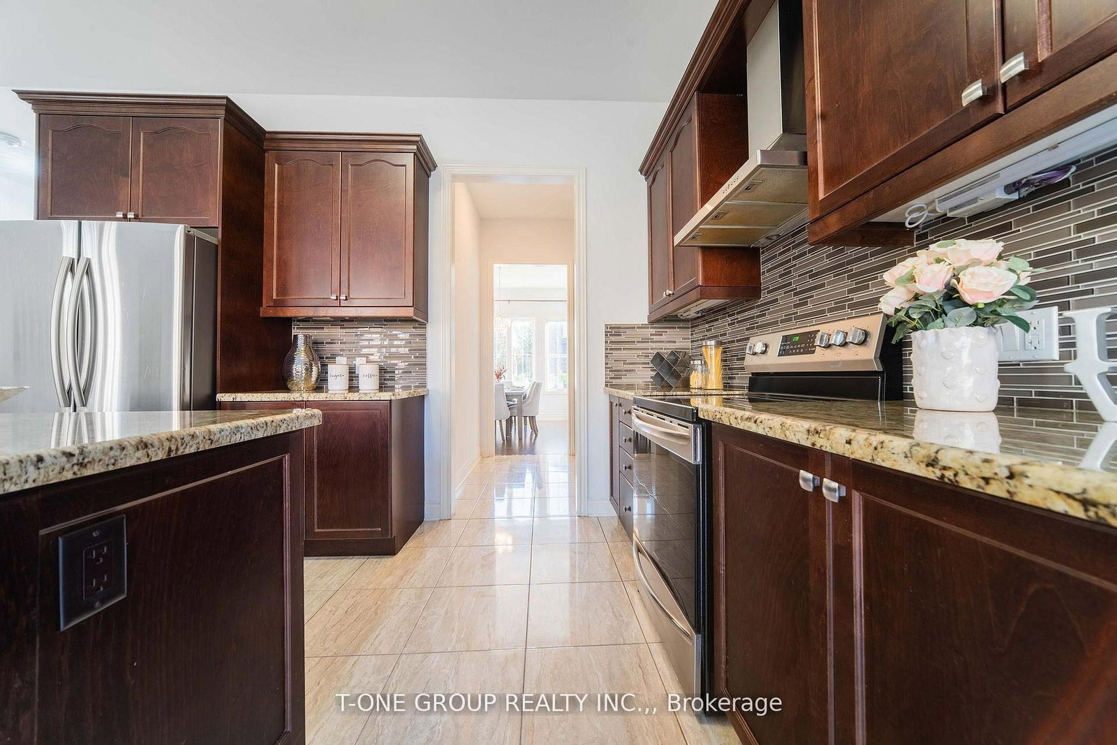 63 Ken Sinclair Crescent • Aurora, ON photo 13