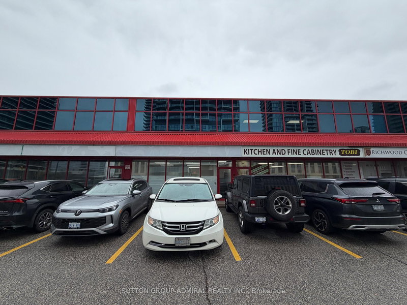 17 - 201 Millway Ave, Vaughan, L4K 5K8 | Image 2