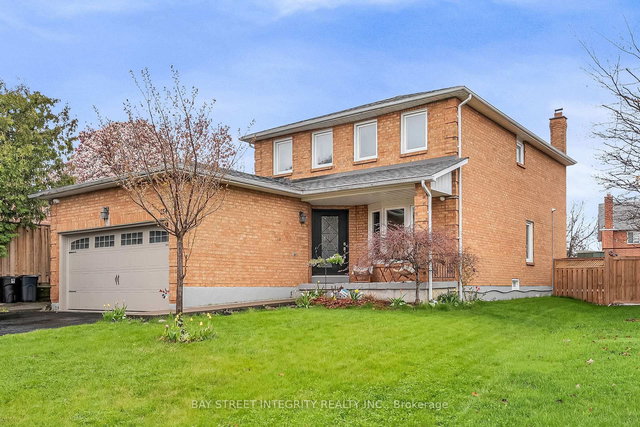 354 Waterside Crescent