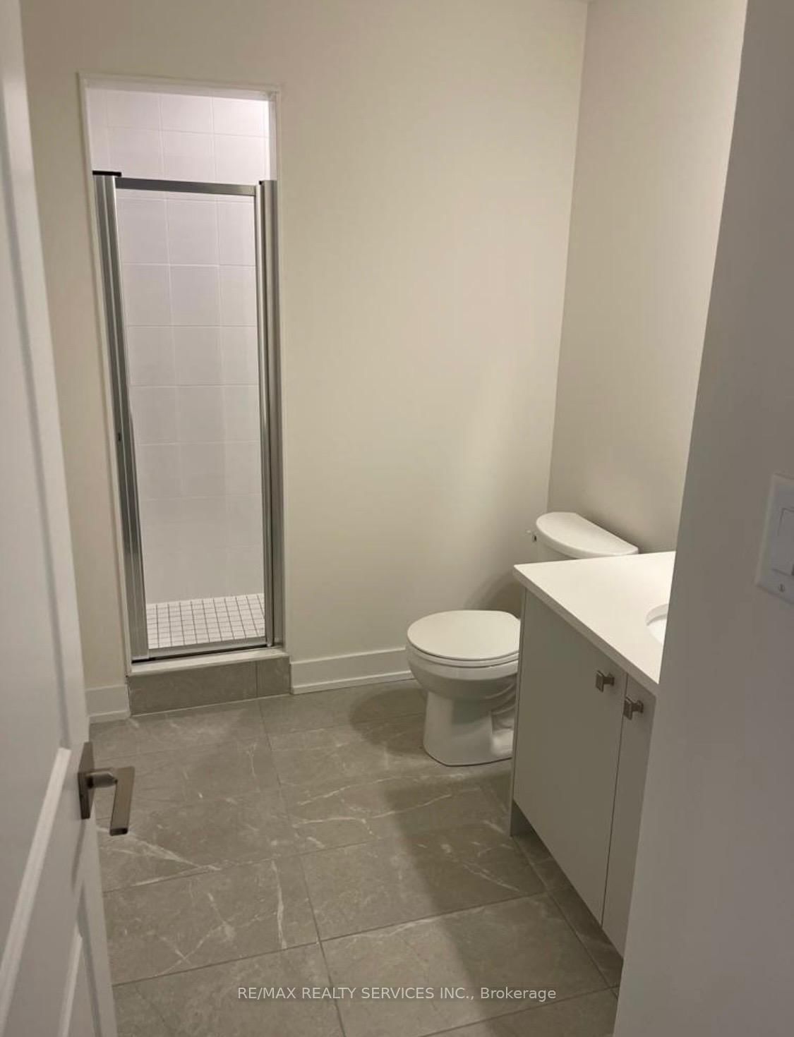 9 Phelps (upper) Lane, Unit 12 - Photo 10