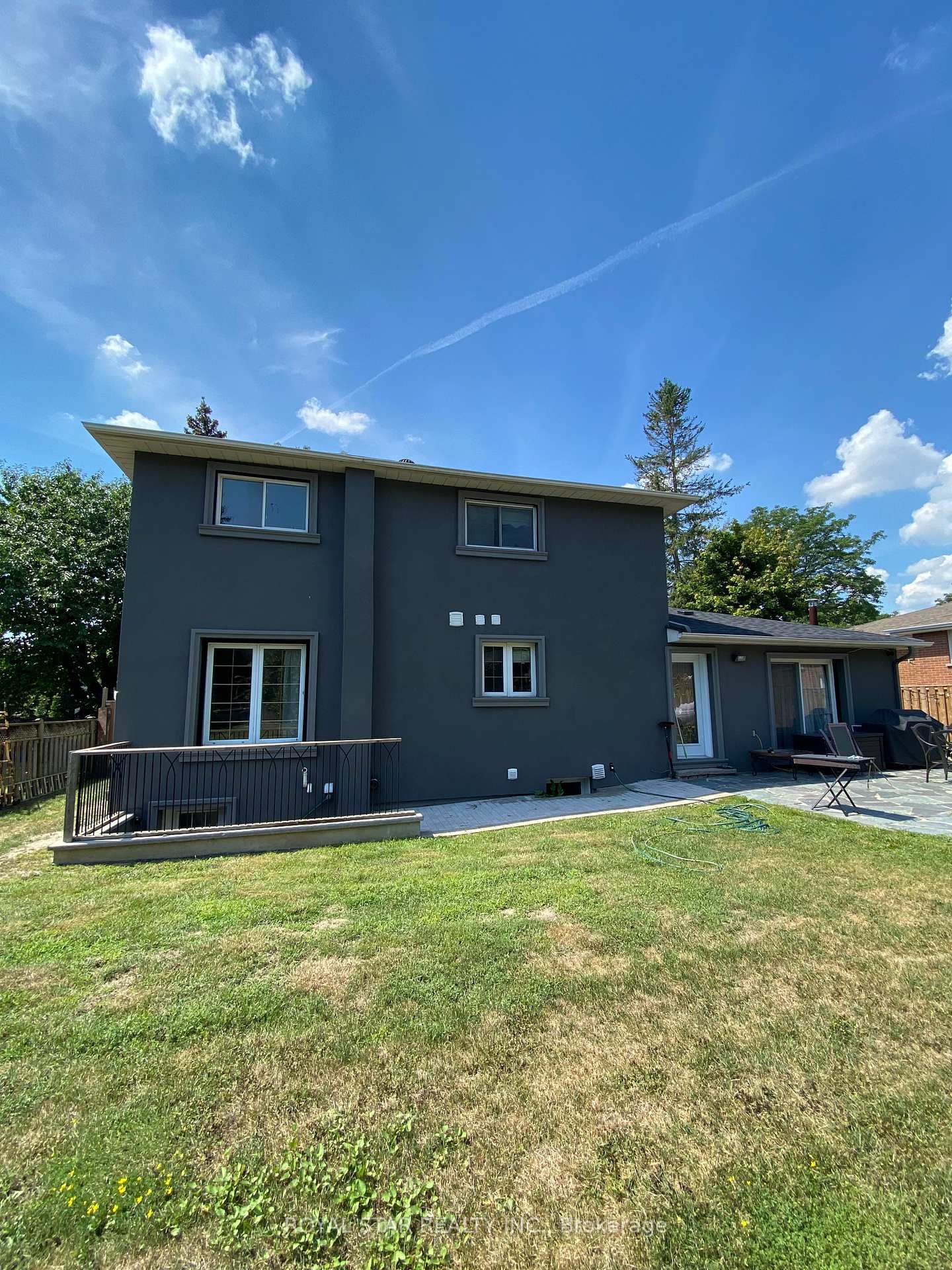 48 Sunnywood Crescent, Unit Bsmt