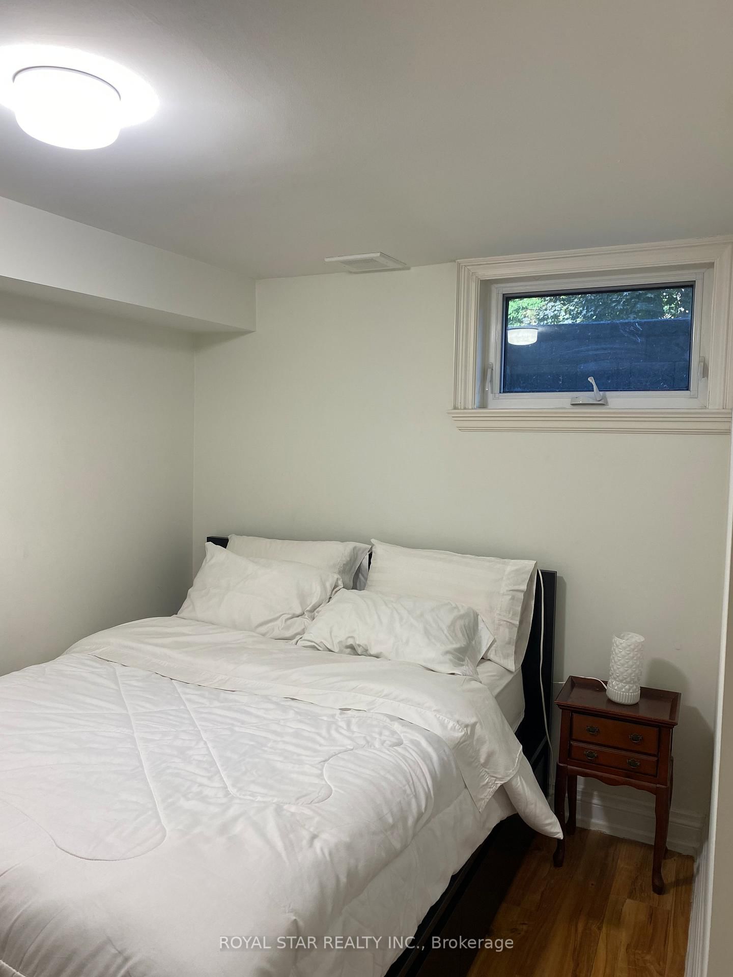 48 Sunnywood Crescent, Unit Bsmt - Photo 12
