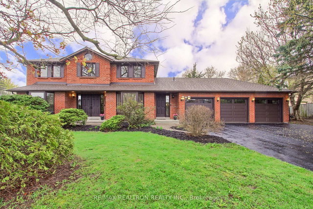 44 Ward Avenue