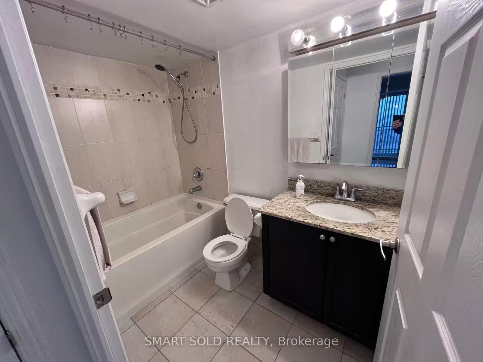 73 King William Crescent, Unit 512 - Photo 5