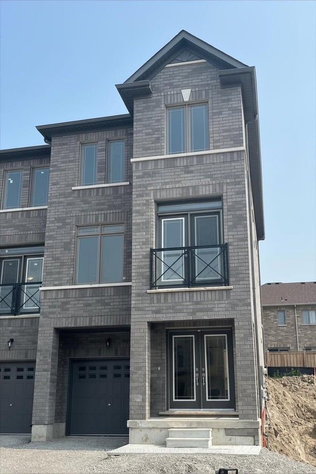 15 Elgin Court
