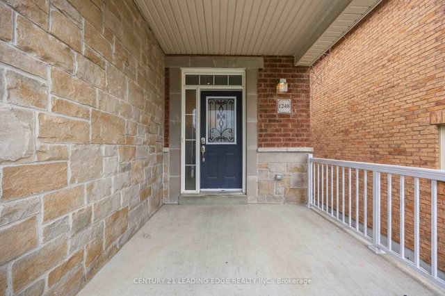 1248 Blencowe Crescent