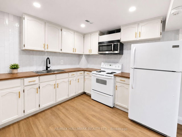 Bsmt - 120 Squire Drive