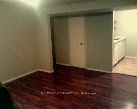 86 Zima Crescent