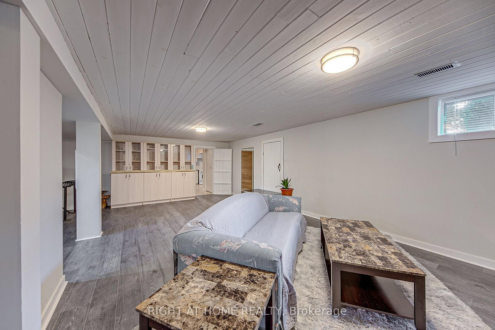 148 Riverglen Drive, Unit Basement - Photo 4