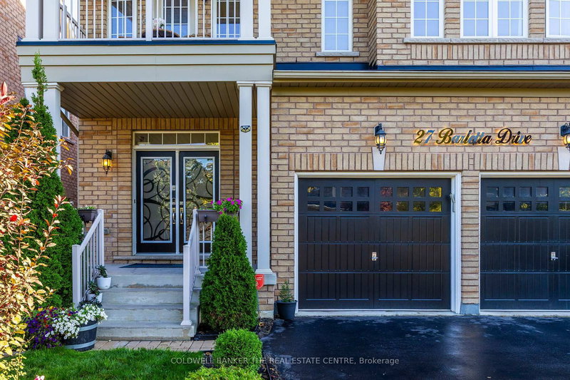 27 Barletta Dr, Vaughan, L6A 4H5 | Image 2