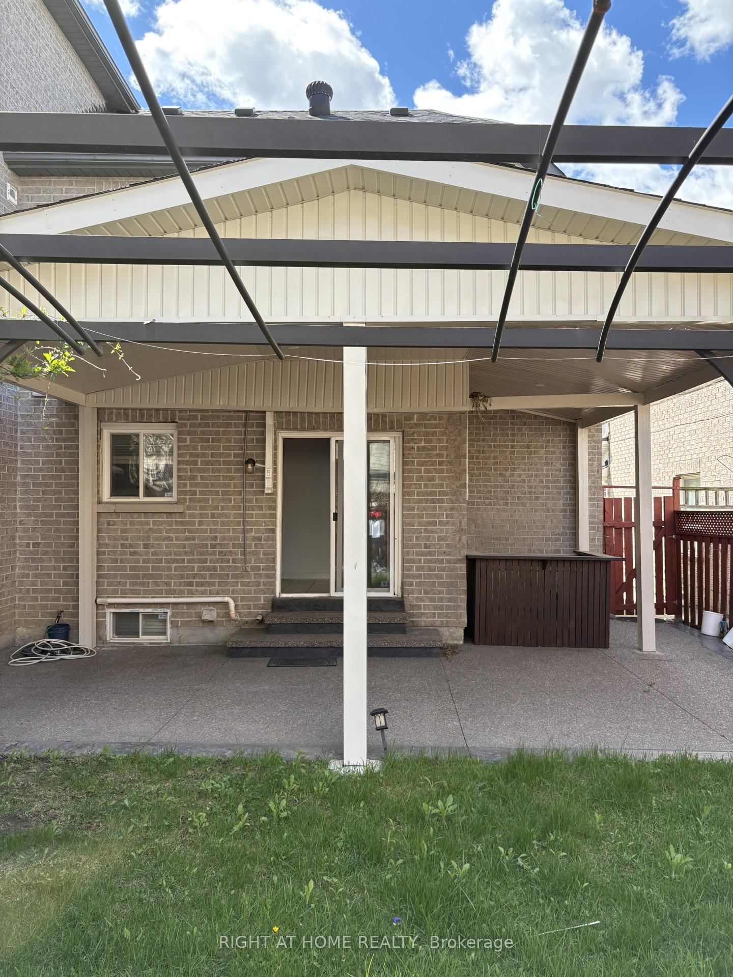 48 Grand Valley Boulevard • Vaughan, ON photo 13