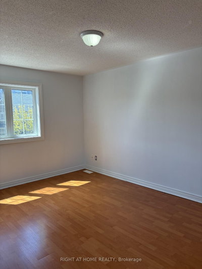 48 Grand Valley Boulevard • Vaughan, ON photo 9