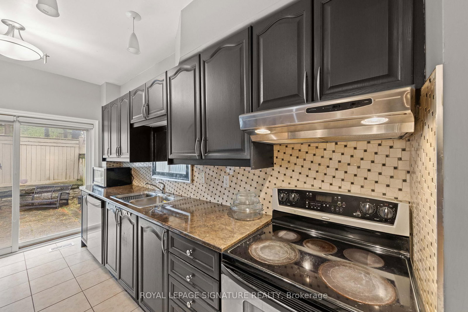 71 Puccini Drive, Unit 26 - Photo 18