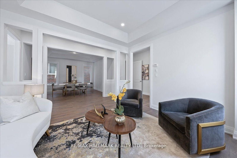 15 Aida Pl N, Richmond Hill, L4E 2Y5 | Image 2