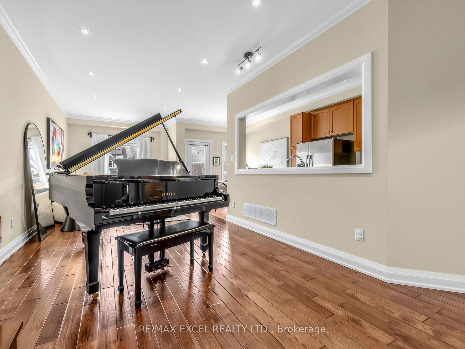 103 Baywell Crescent - Photo 9