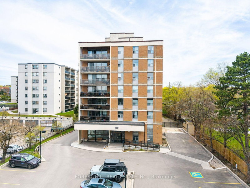 home for sale on 302-180 DUDLEY Avenue