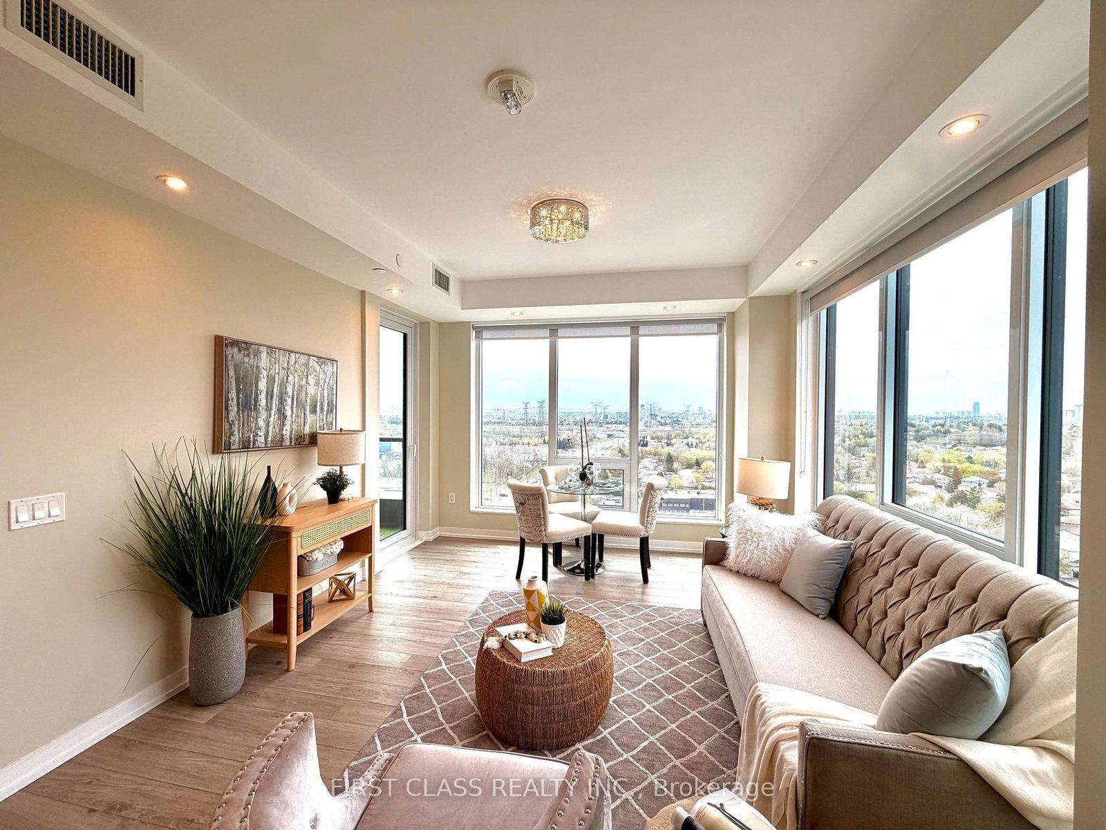 8868 Yonge Street, Unit 1508