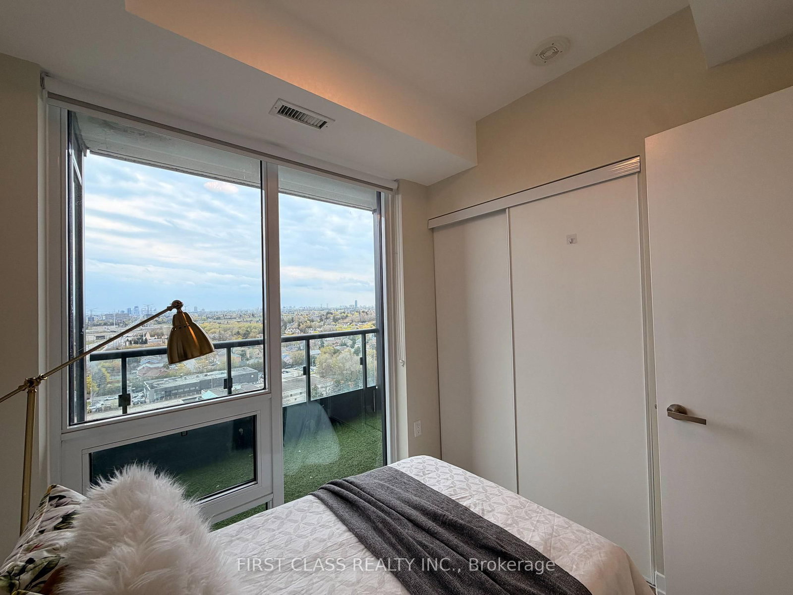 8868 Yonge Street, Unit 1508 - Photo 15