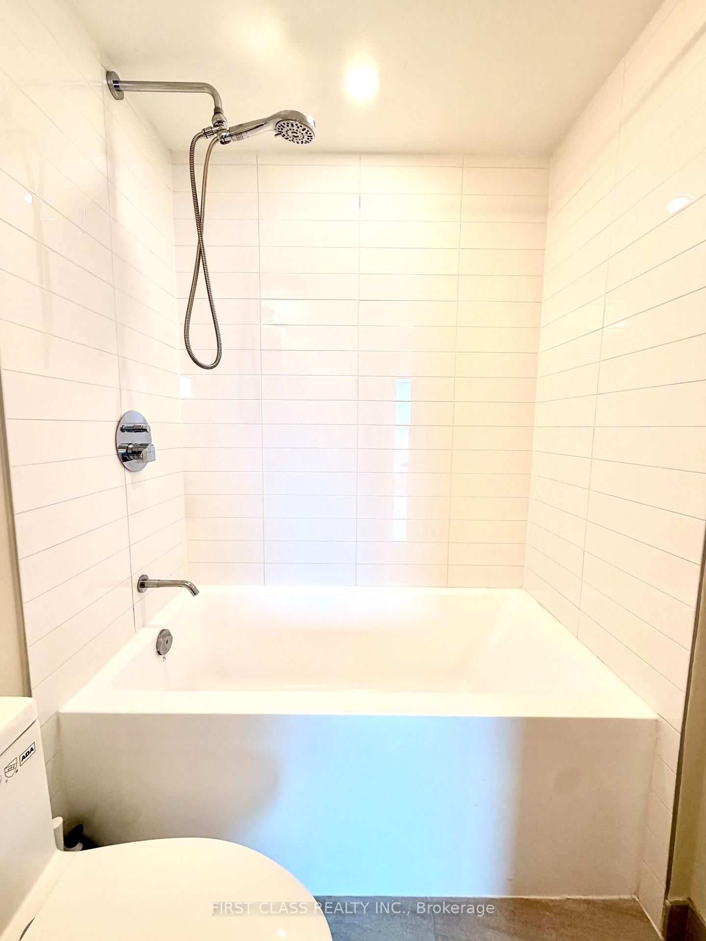 8868 Yonge Street, Unit 1508 - Photo 20