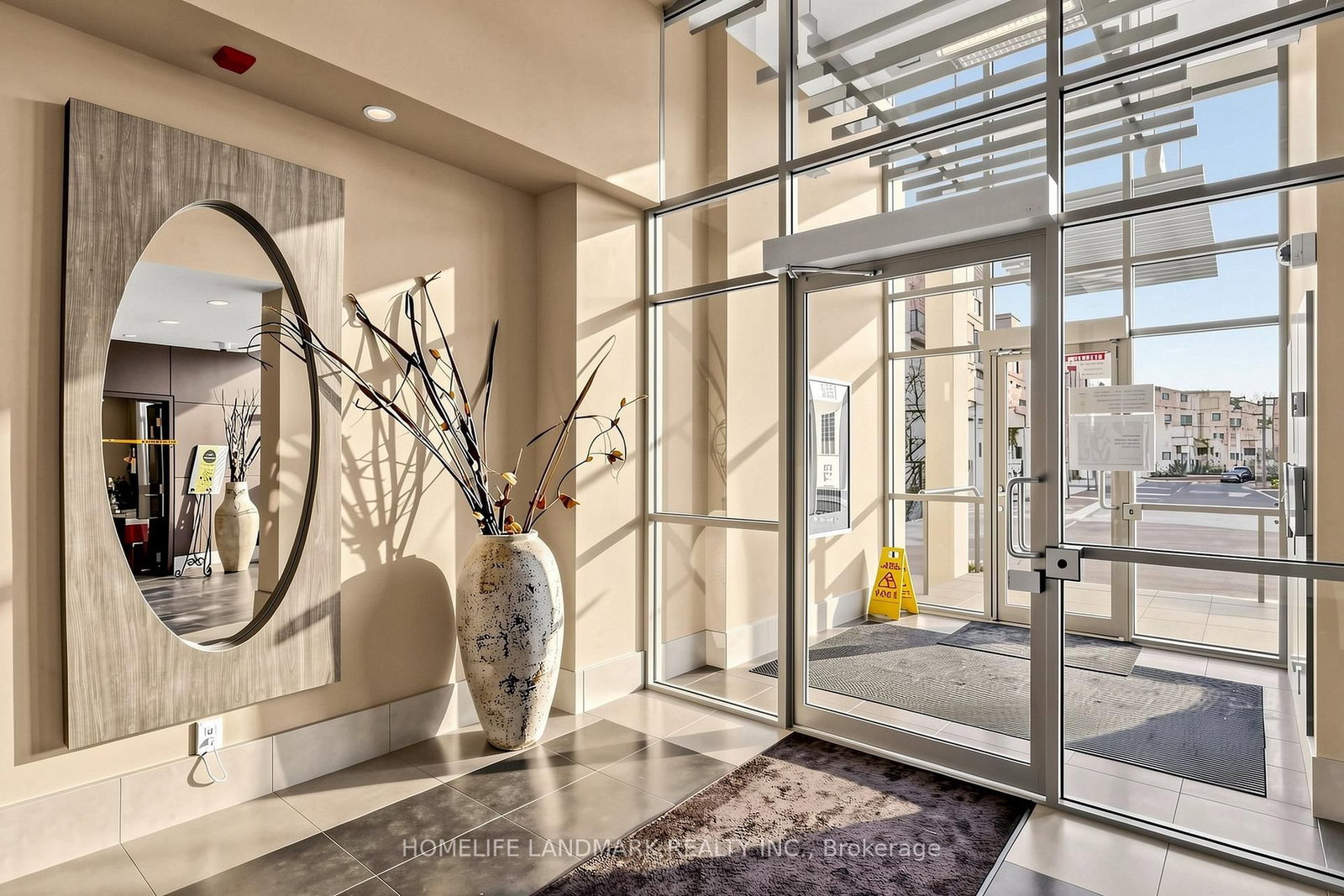 21 Upper Duke Crescent, Unit 314B - Photo 7