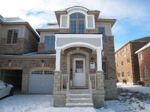 83 Living Crescent, Unit Bsmt