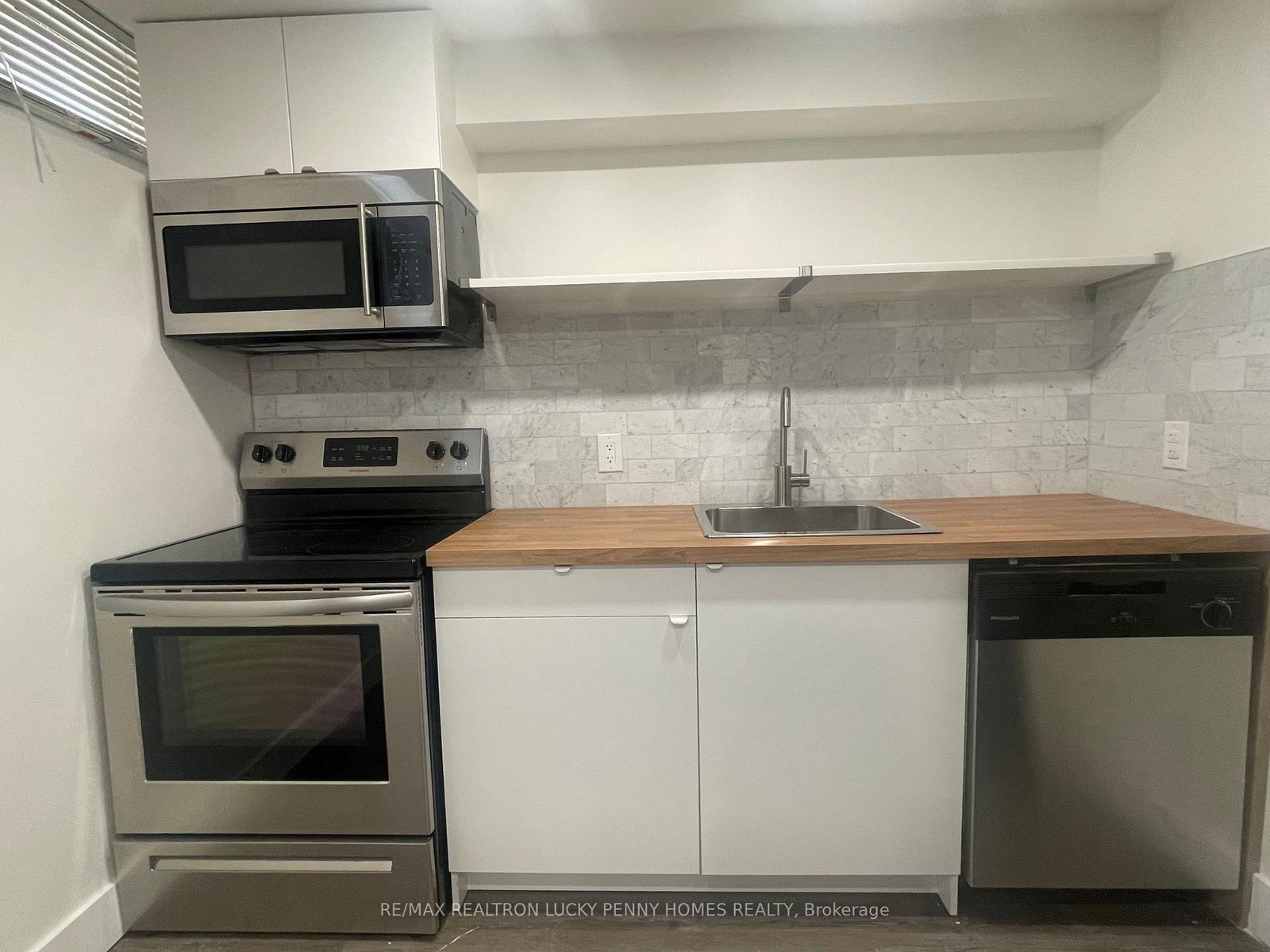83 Living Crescent, Unit Bsmt - Photo 4