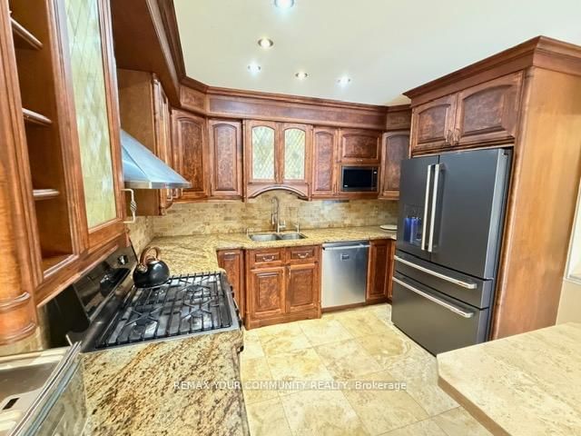 19 Roosevelt Drive - Photo 14