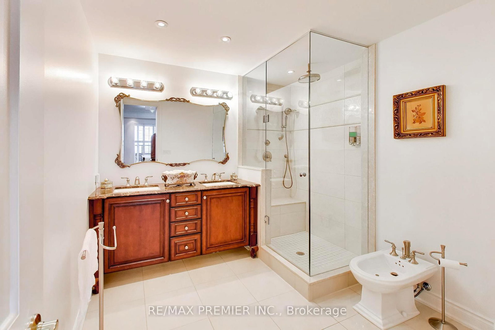 9245 Jane Street, Unit 1106 - Photo 26