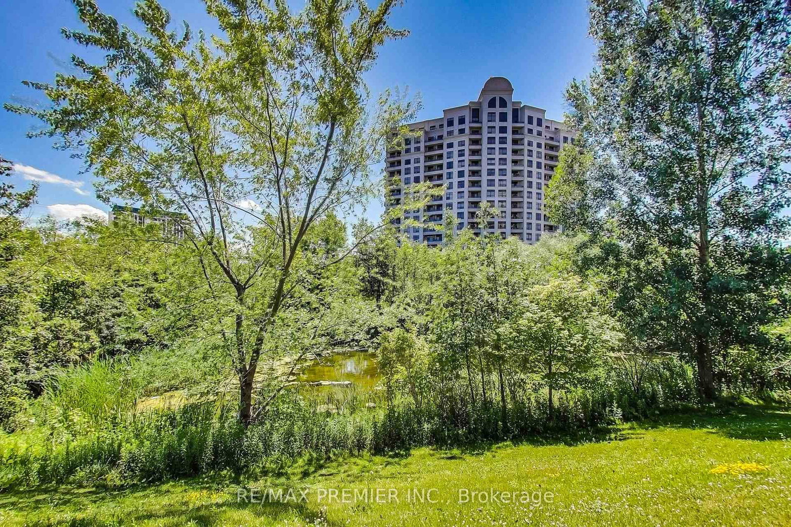 9245 Jane Street, Unit 1106 - Photo 48