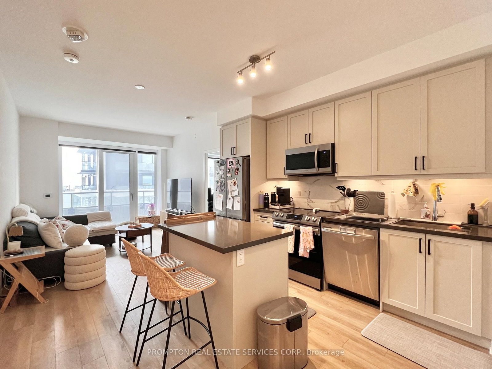 95 Oneida Crescent, Unit 1208 - Photo 4