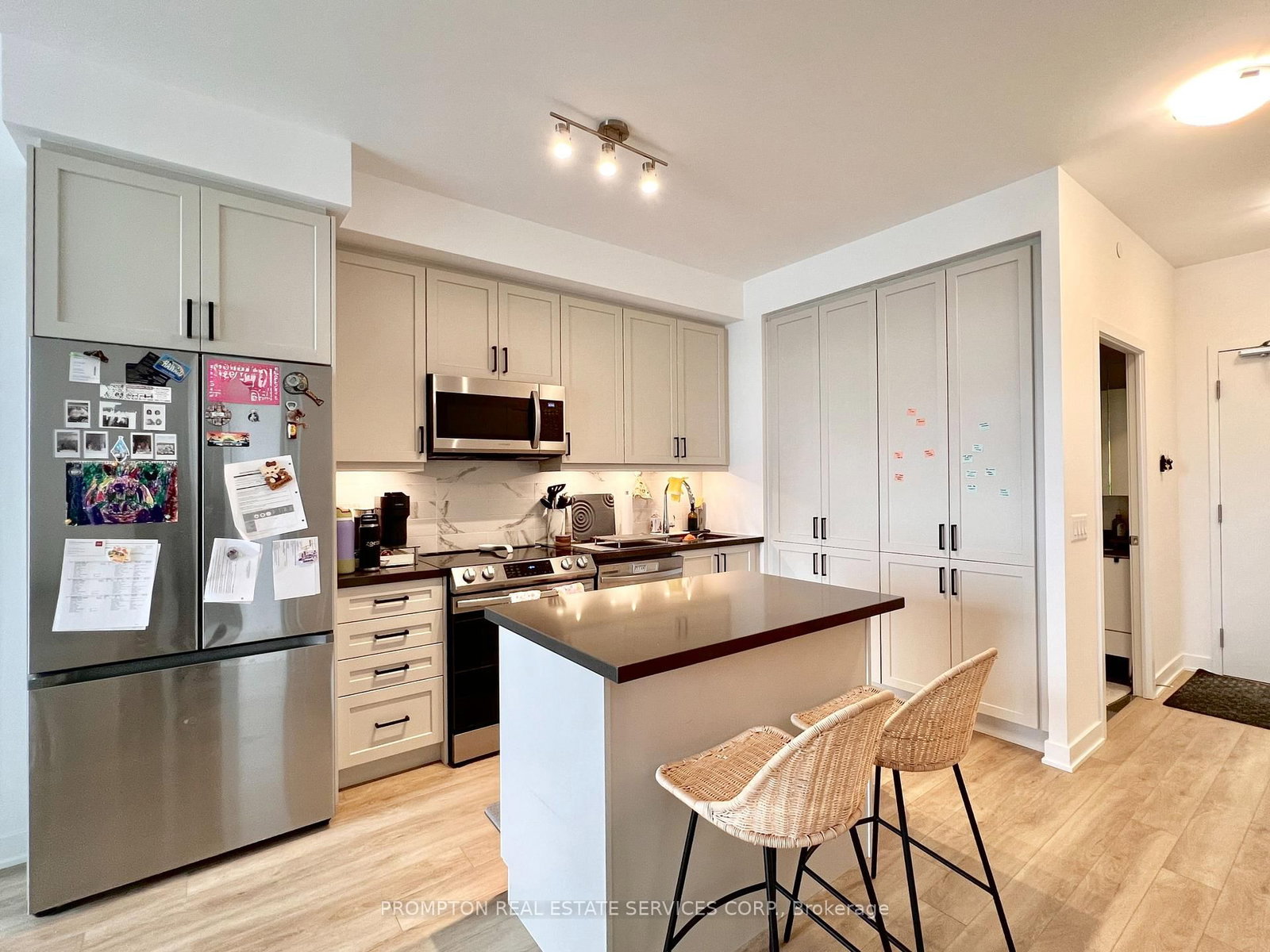 95 Oneida Crescent, Unit 1208 - Photo 6
