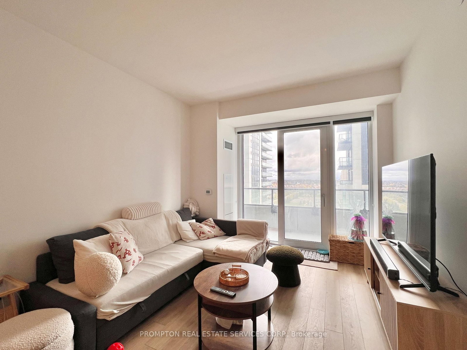 95 Oneida Crescent, Unit 1208 - Photo 8