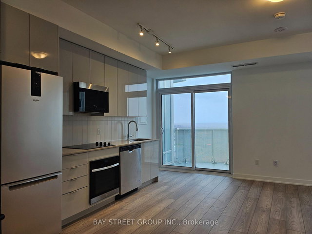 2529 - 498 Caldari Road