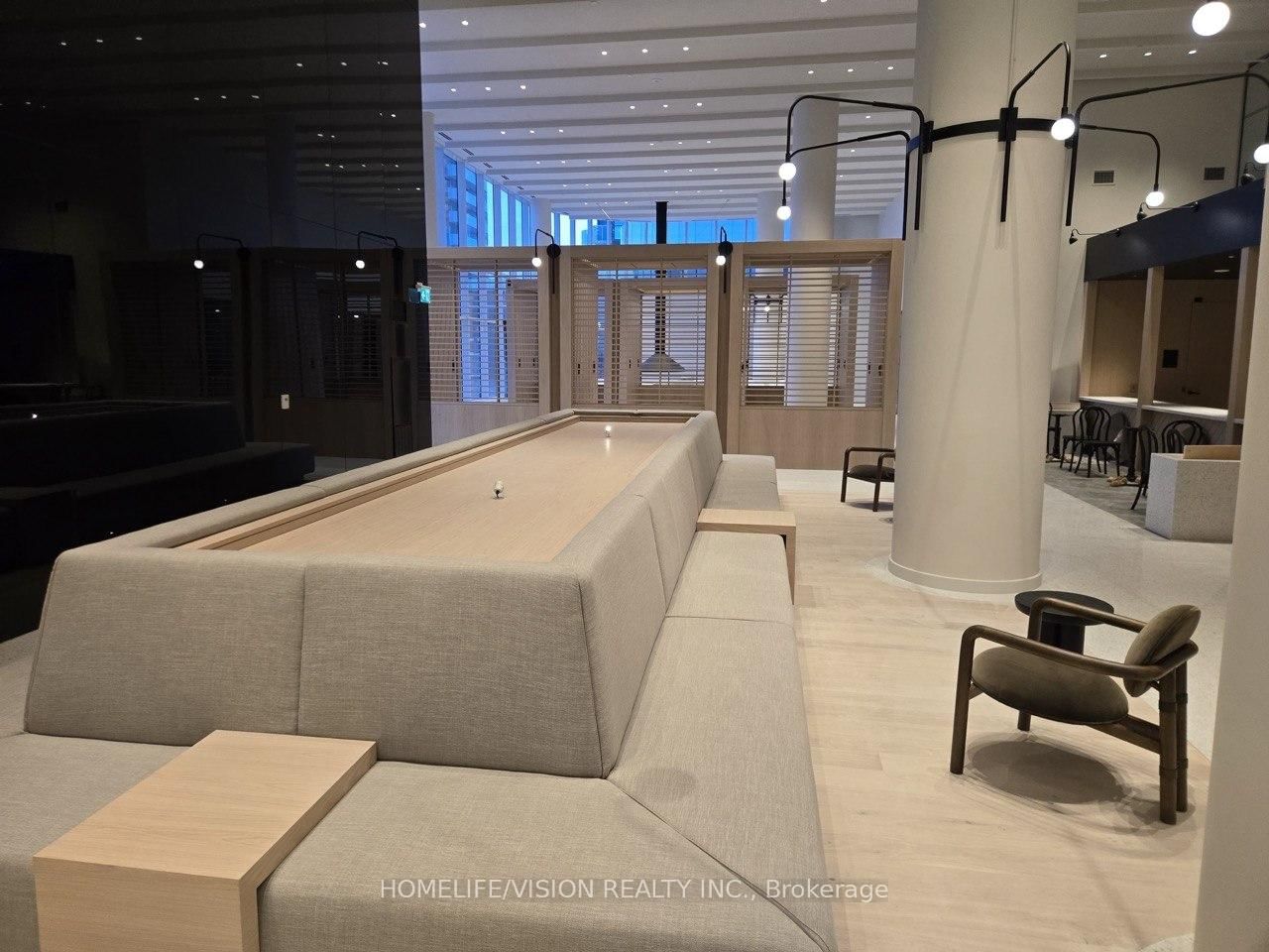 8 Interchange Way, Unit 3207 - Photo 21