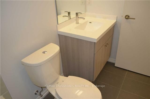 540 Bur Oak Avenue, Unit 103 - Photo 8