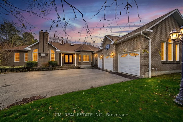 15 Treegrove Circle