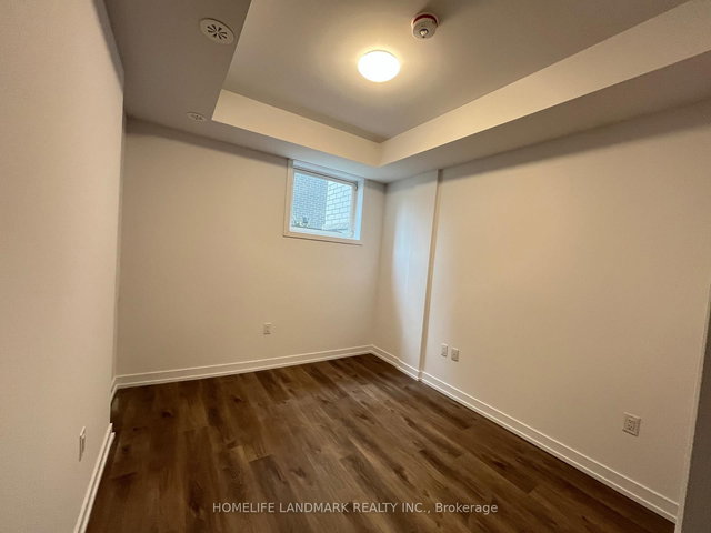 318 - 5 Bancroft Lane N