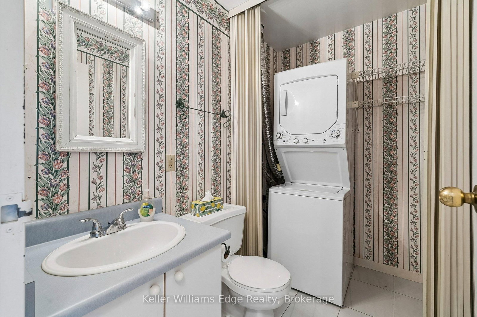 155 Main Street N, Unit 327 - Photo 31