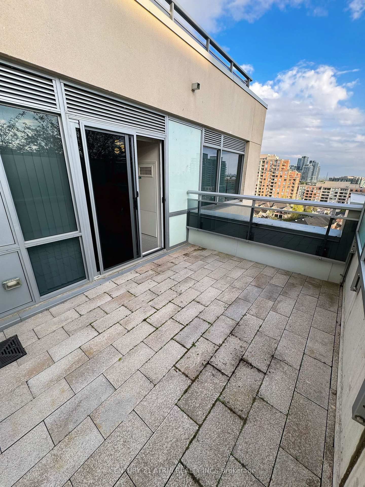 9199 Yonge Street SE, Unit 903SE - Photo 13