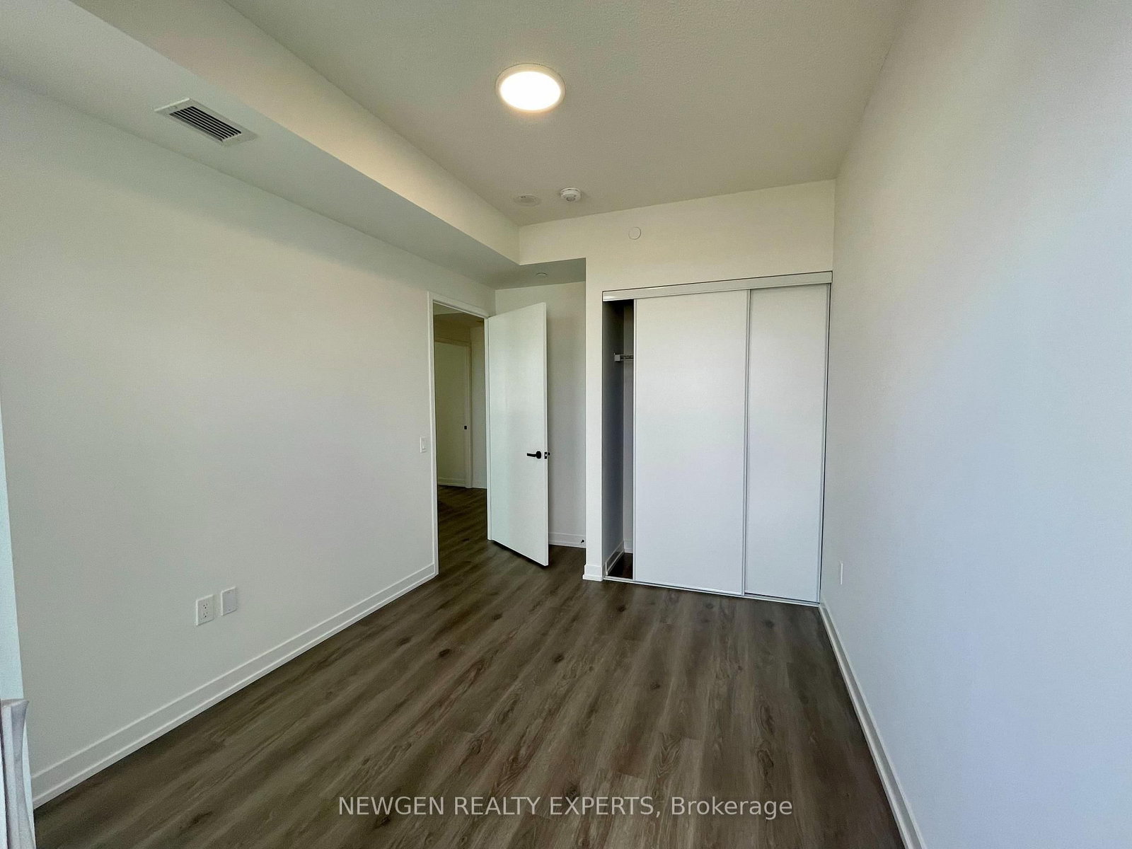 225 Commerce Street, Unit 1512 - Photo 19