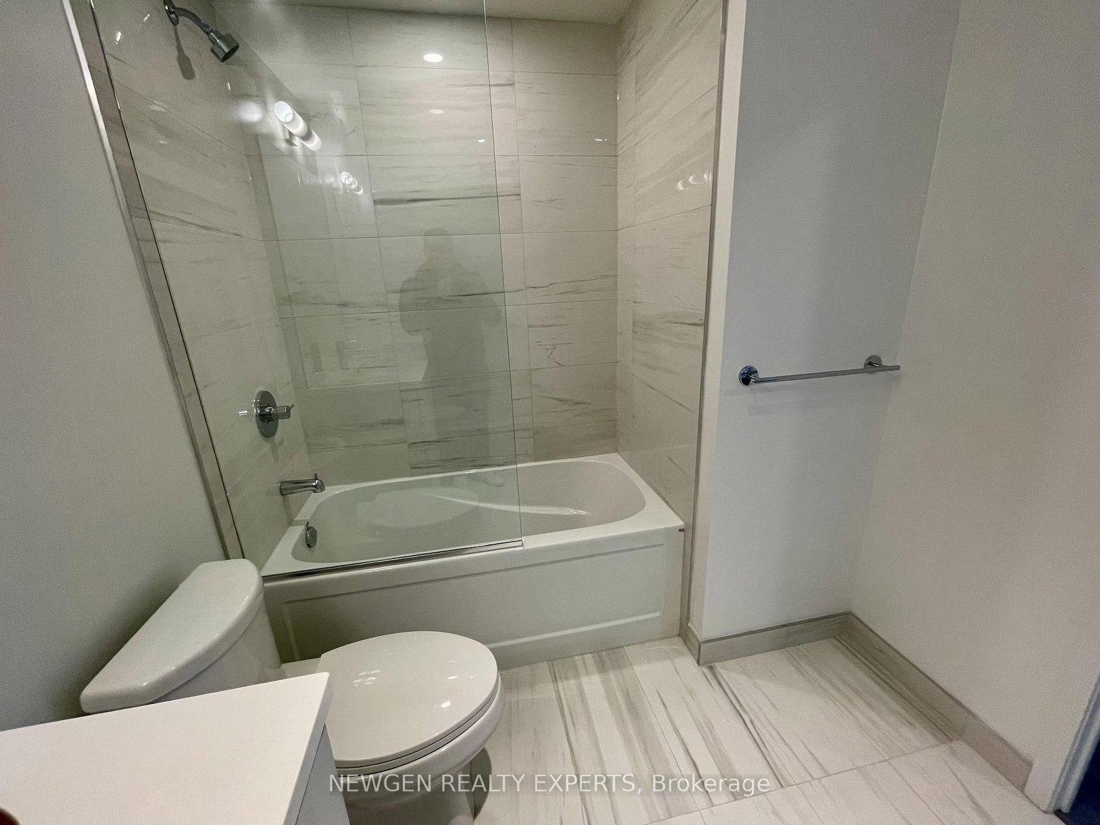 225 Commerce Street, Unit 1512 - Photo 22