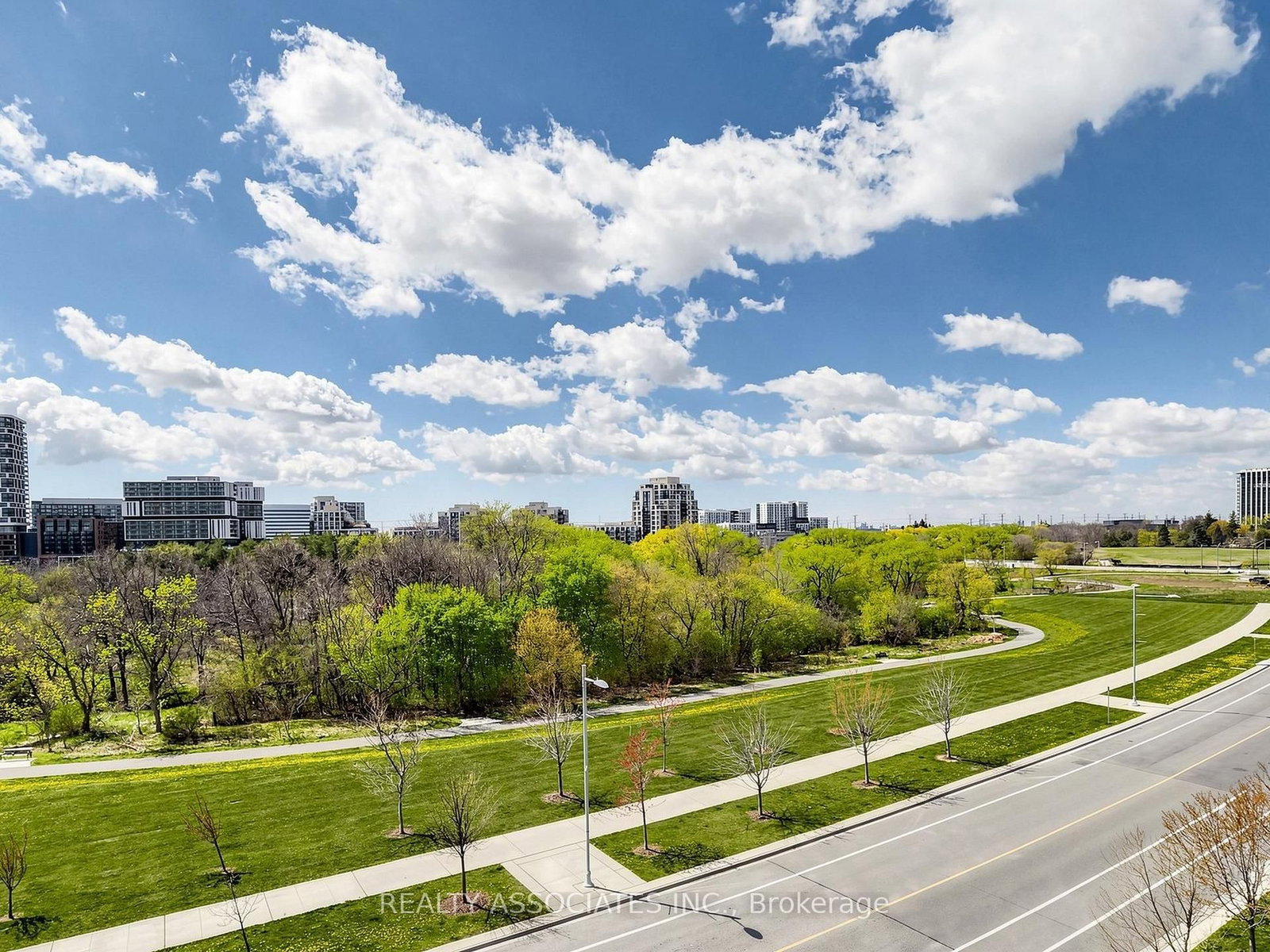 18 Uptown Drive, Unit 721 - Photo 23